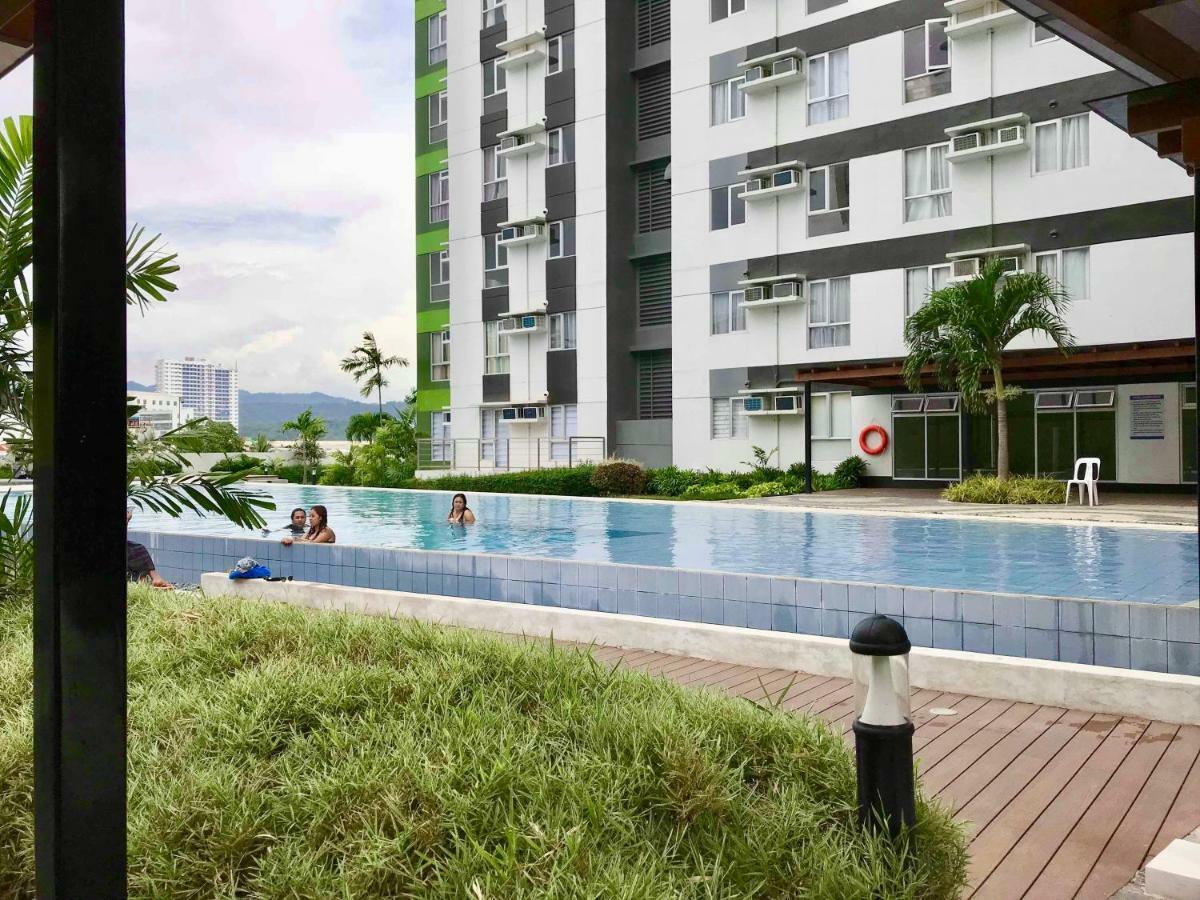 *New* 2-Bedroom Penthouse Condo Unit Centrio Tower คากายันเดโอโร ภายนอก รูปภาพ